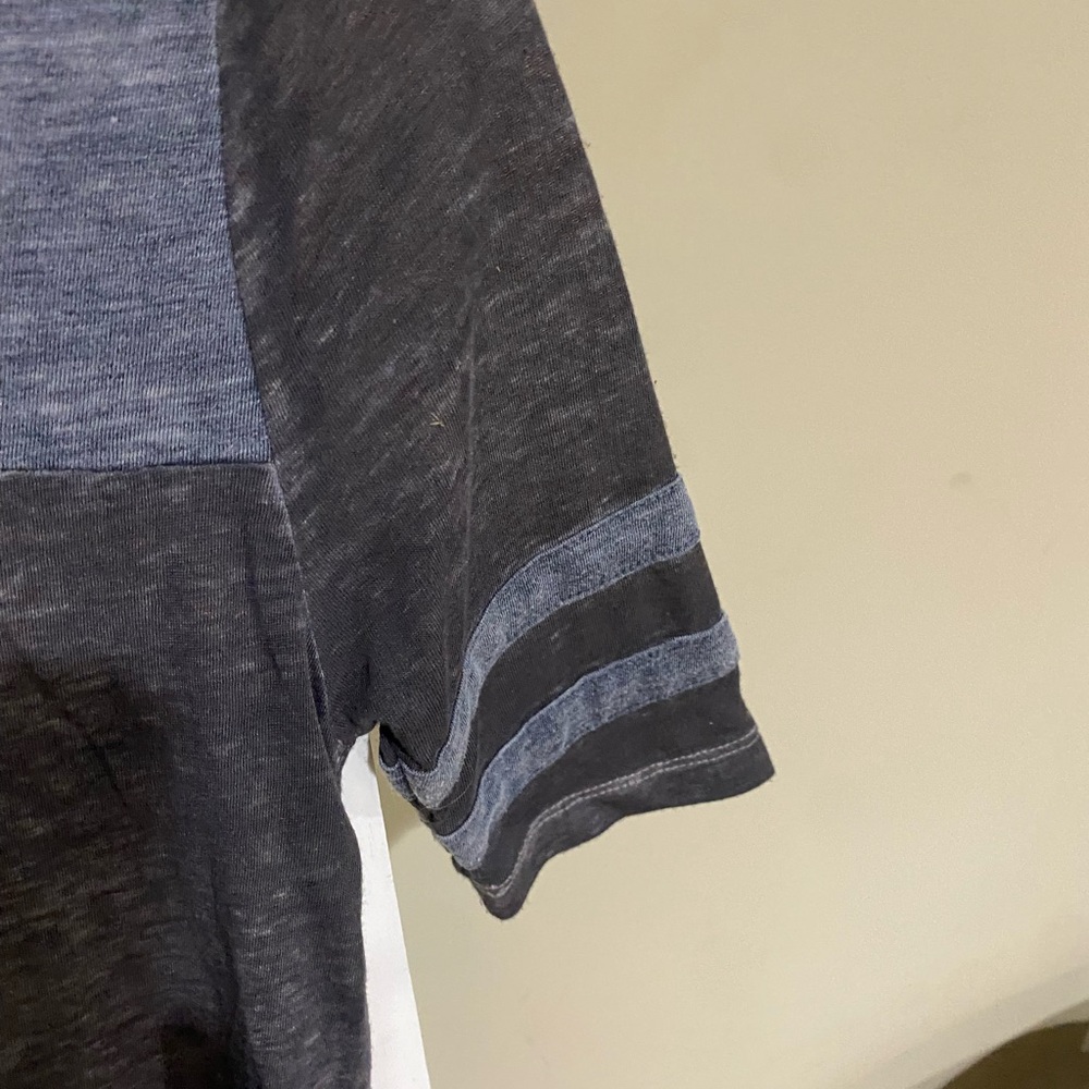 Lucky Brand Charcoal Tee- Womens XS - Picture 4 of 7